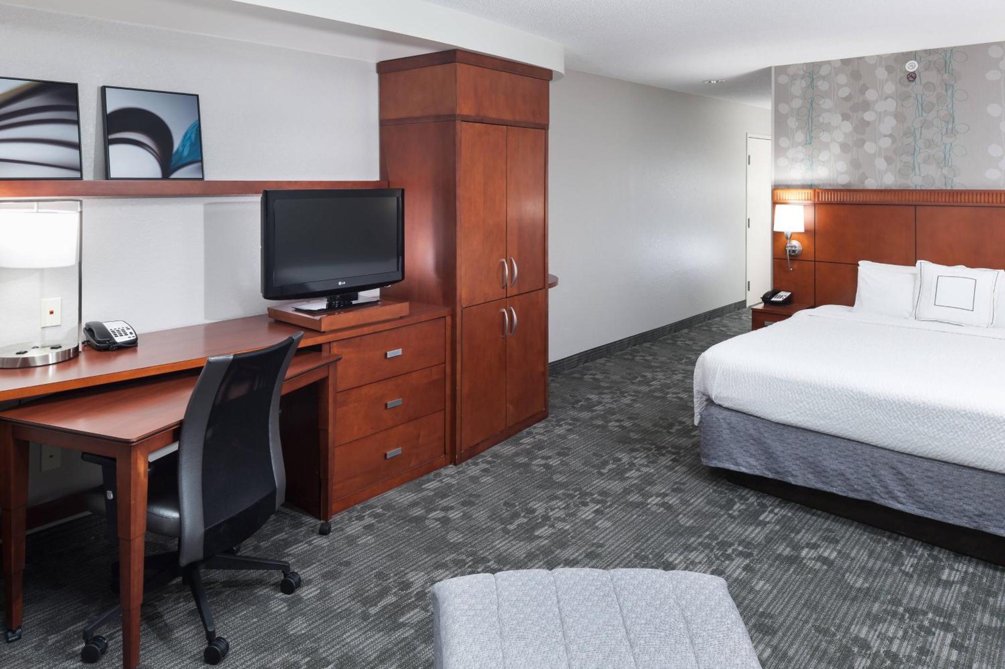 Courtyard By Marriott Birmingham Trussville Exterior photo